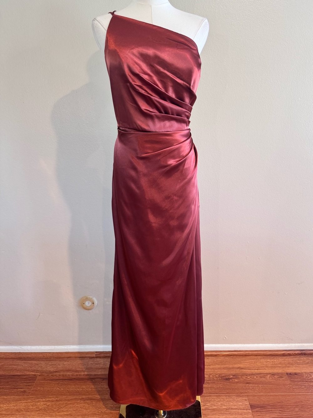 Gainna Signature Rust Satin One Shoulder Ruched Maxi Dress Size 10